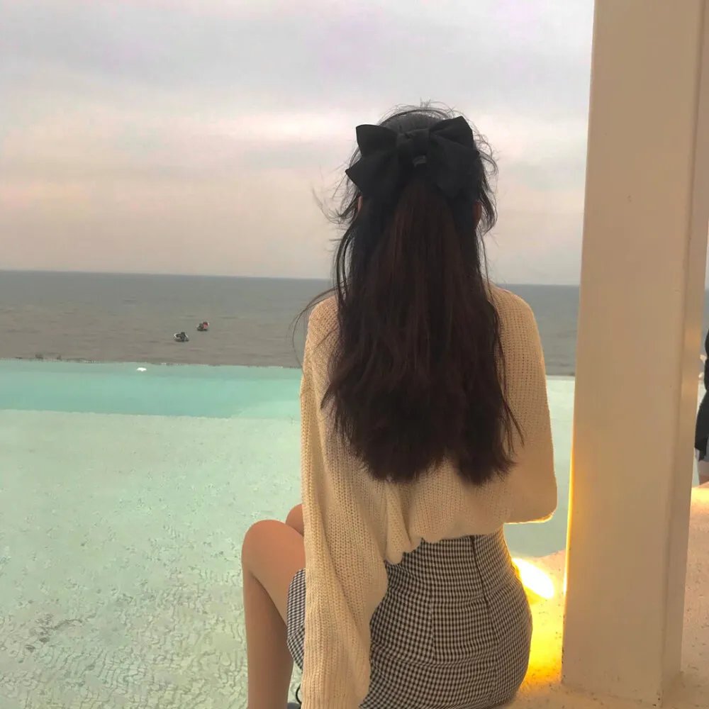 小妞死翘翘